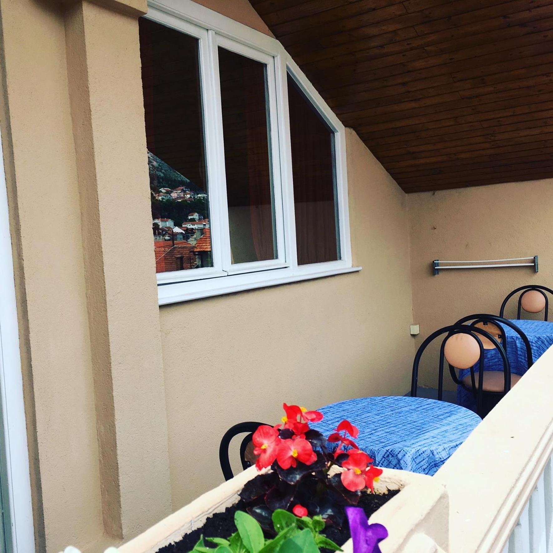 Villa Anja Apartments โมสตาร์ ภายนอก รูปภาพ