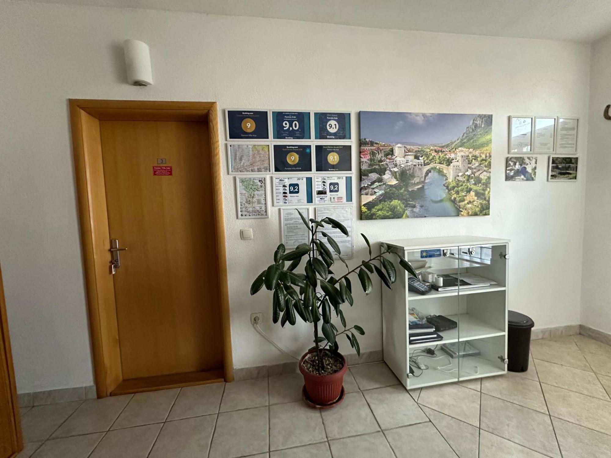 Villa Anja Apartments โมสตาร์ ภายนอก รูปภาพ