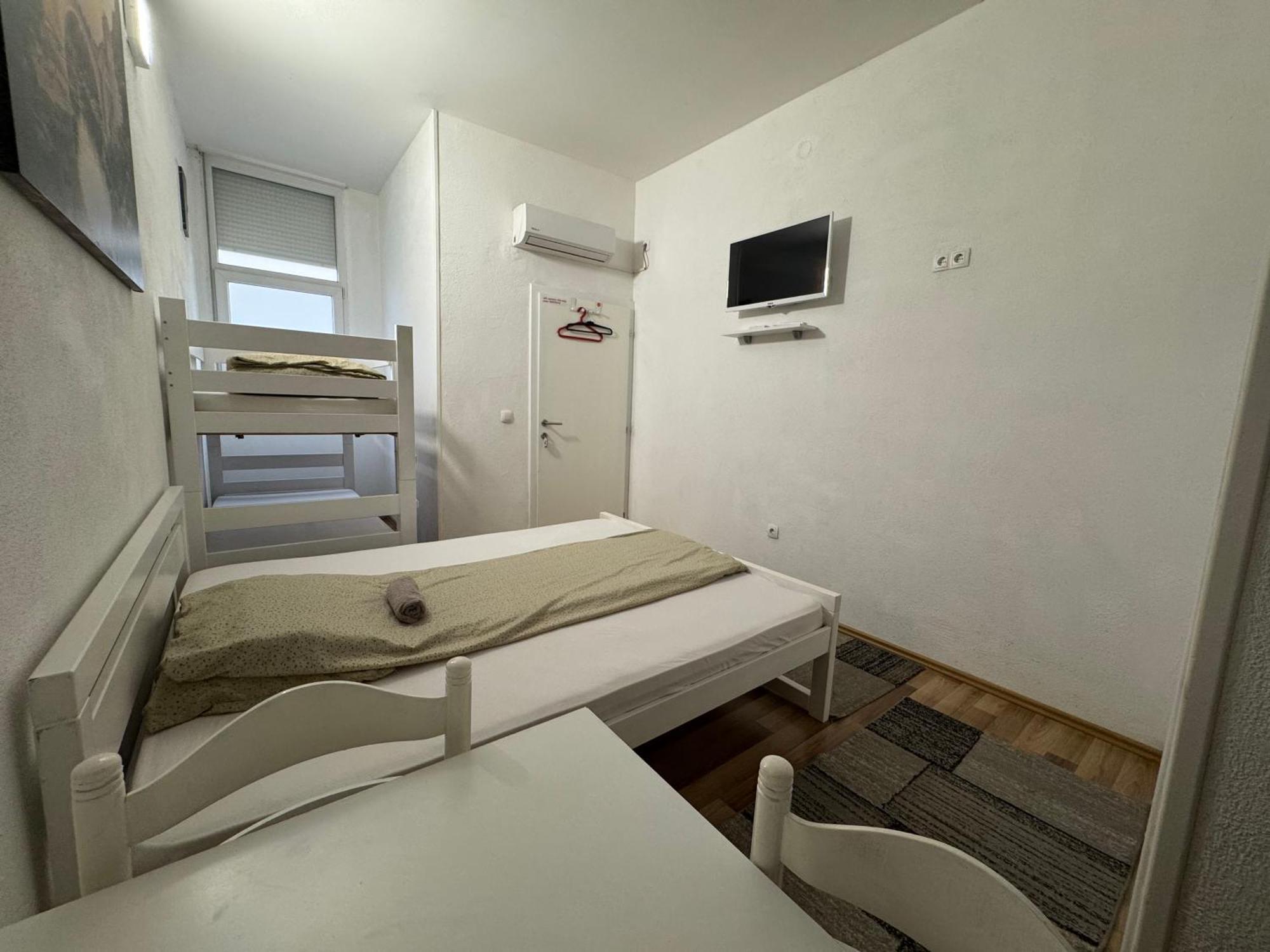Villa Anja Apartments โมสตาร์ ภายนอก รูปภาพ