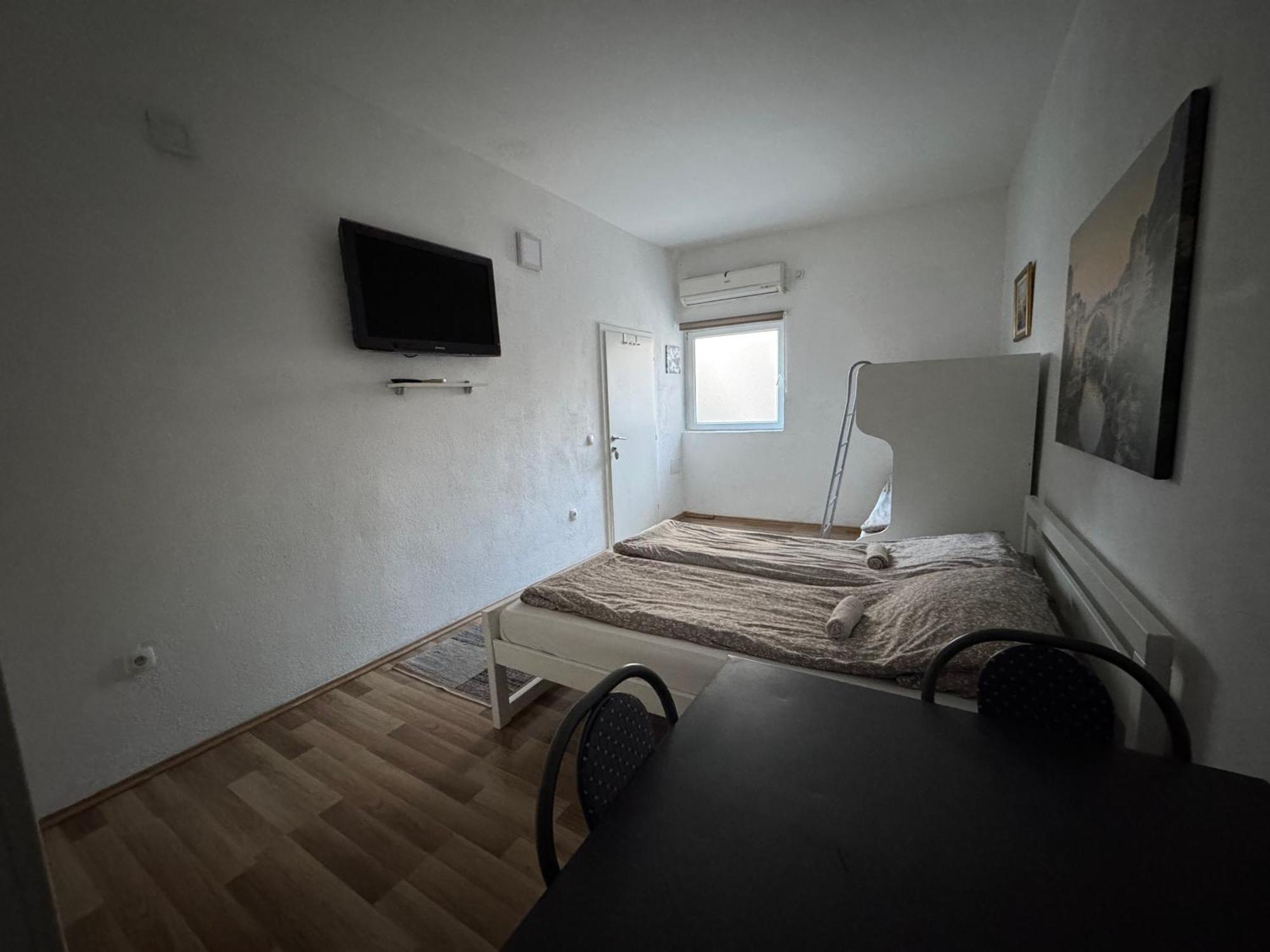 Villa Anja Apartments โมสตาร์ ภายนอก รูปภาพ