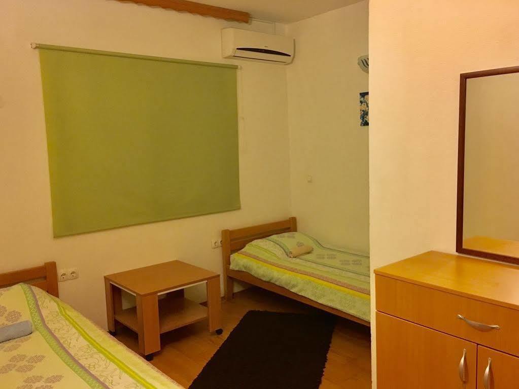 Villa Anja Apartments โมสตาร์ ภายนอก รูปภาพ