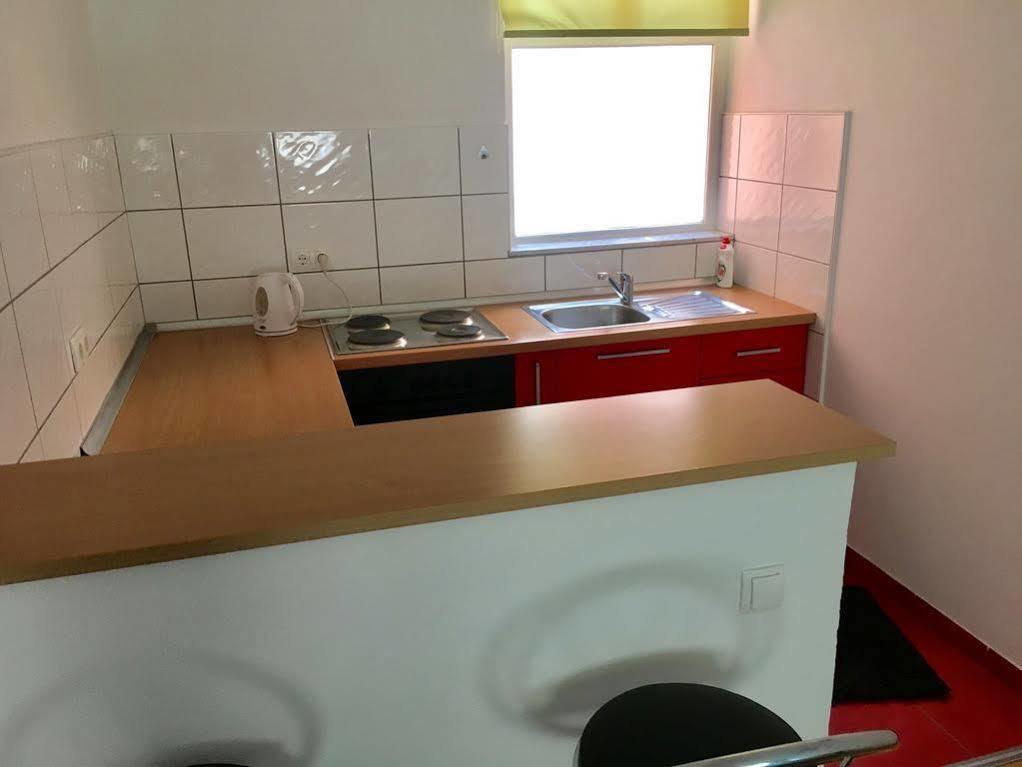 Villa Anja Apartments โมสตาร์ ภายนอก รูปภาพ